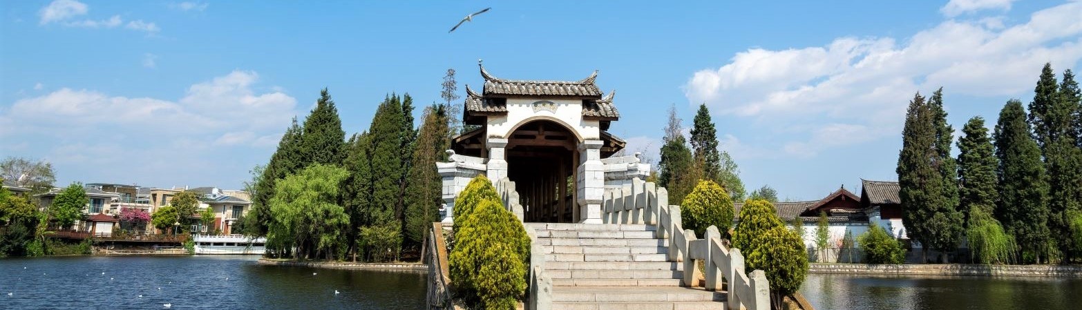 kunming-ethnic-group-square